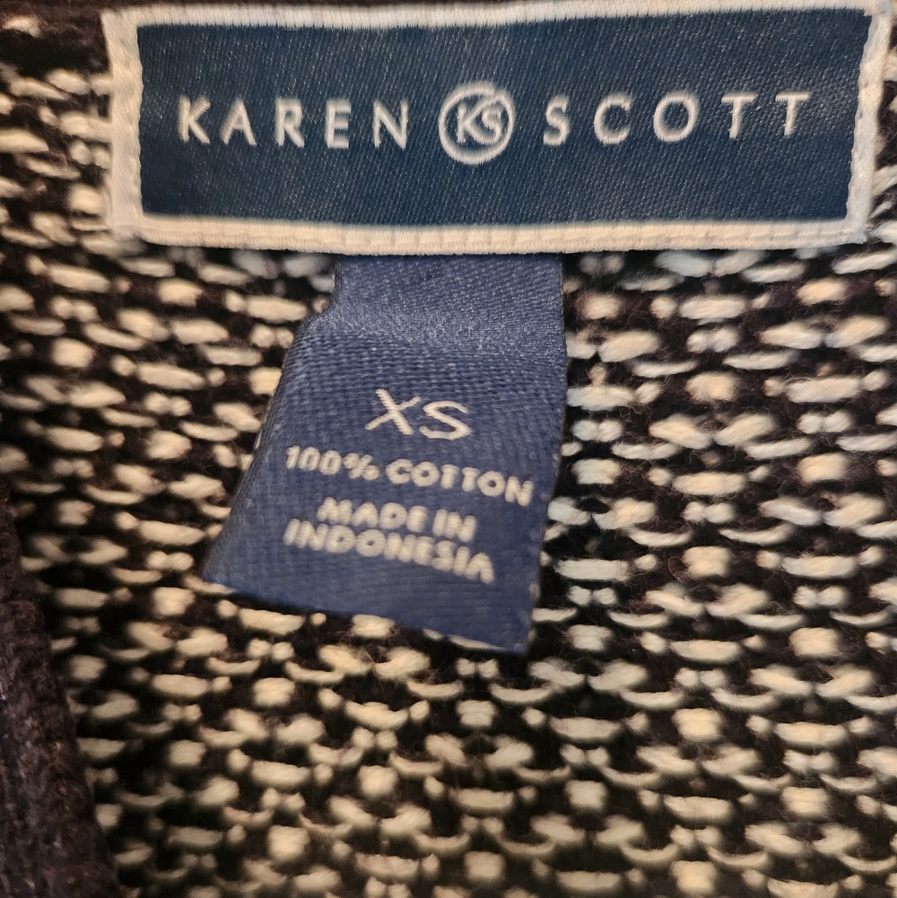 Karen Scott, Women’s Black & White Long Sleeve Sweater,  V-Neck, Size XS - Picture 2 of 4